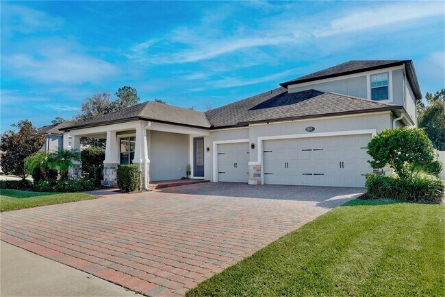 Building Photo - 752 Stone Oak Dr