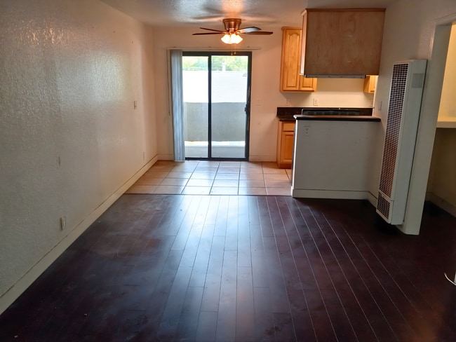 Foto del edificio - 1080 Temple Ave