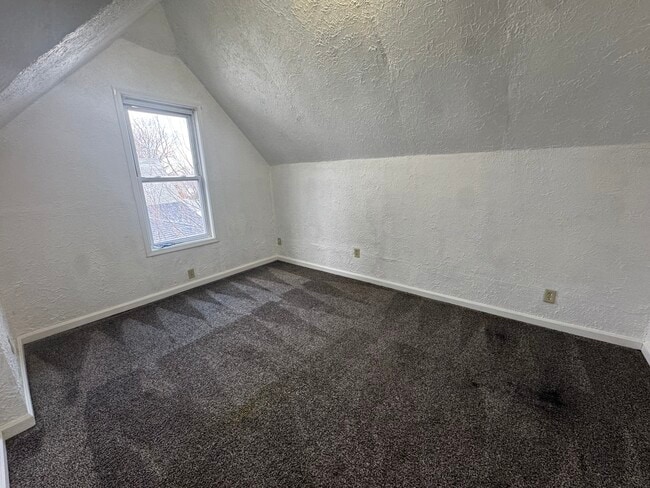 Foto del edificio - 1214 W Havens St