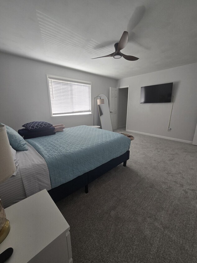 Foto del edificio - 9527 18th Bay St