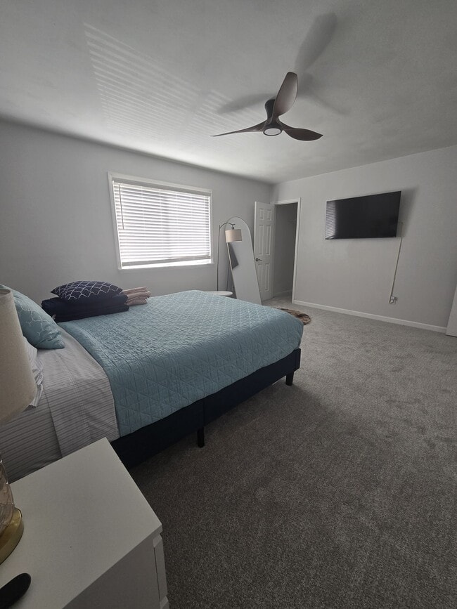 Photo - 9527 18th Bay St House