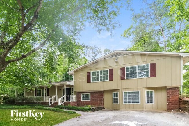 Building Photo - 860 Green Forest Dr