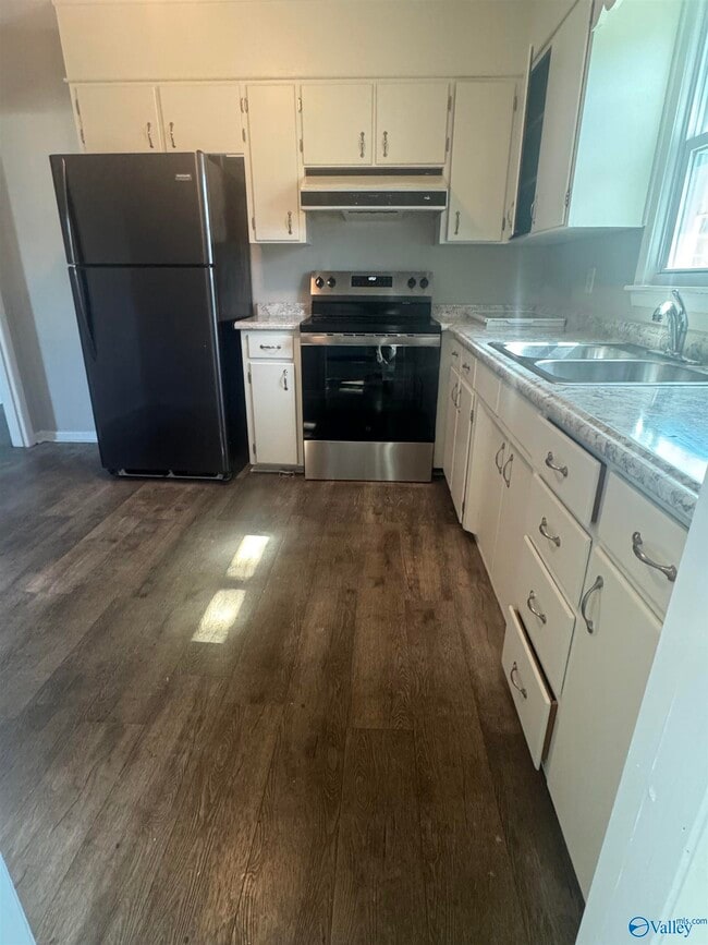 Foto del edificio - 3003 Turf Ave NW