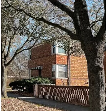 Foto del edificio - 8900 S Dauphin Ave