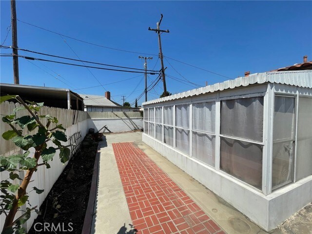 Building Photo - 8512 Tweedy Ln