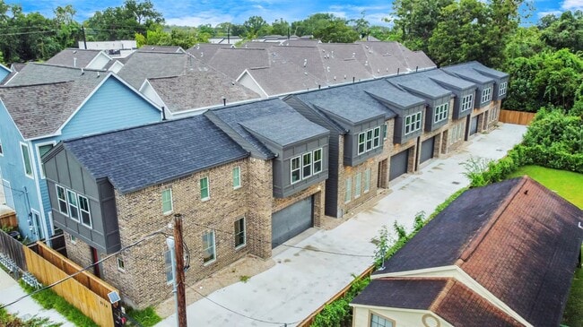 Foto del edificio - 5718 Beall St