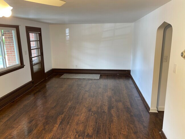 Foto del edificio - 705 Bloomfield St