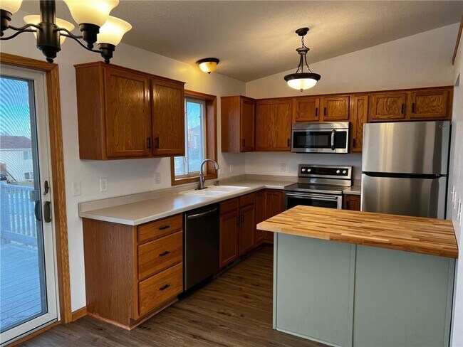 Foto del edificio - 5364 56th Ave NW