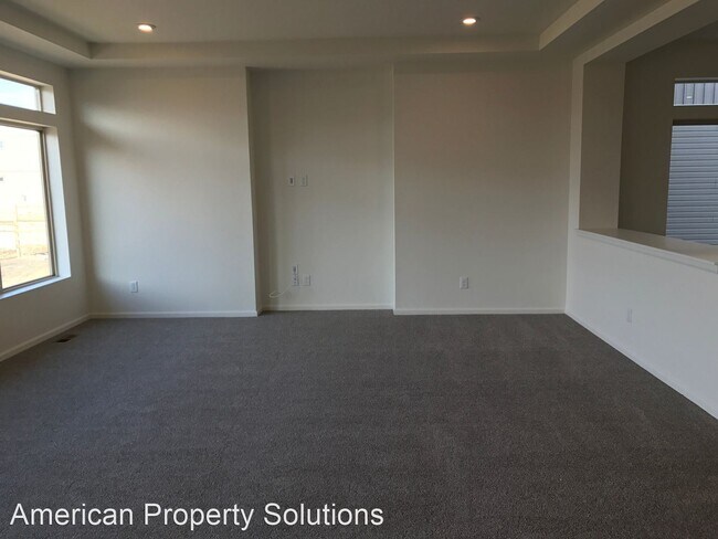 Foto del edificio - 3 br, 2.5 bath House - 10179 Yampa St. Reu...