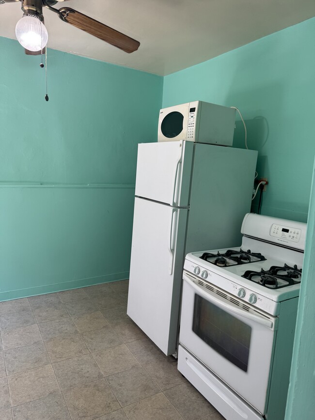 Kitchen - 1918 E 123rd St