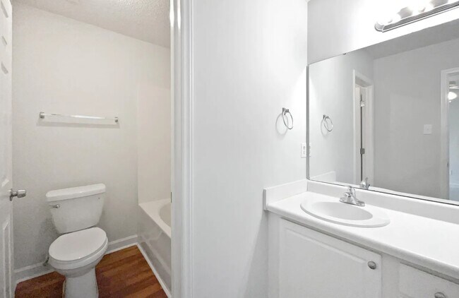 Building Photo - 5612 Tealbrook Dr