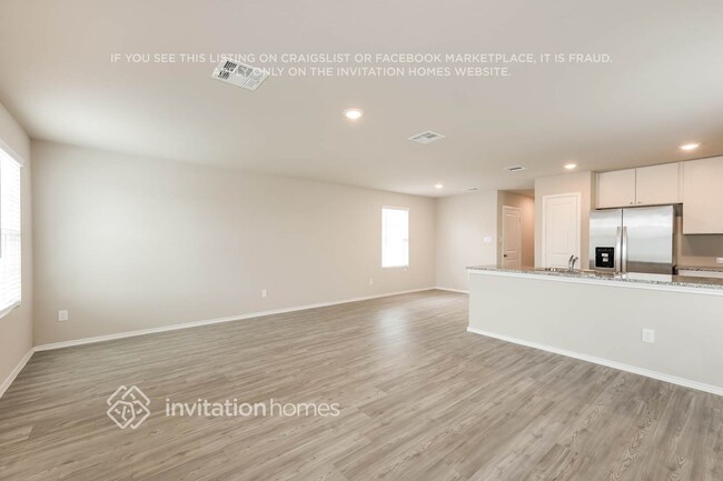 Foto del edificio - 4231 Southton Lk