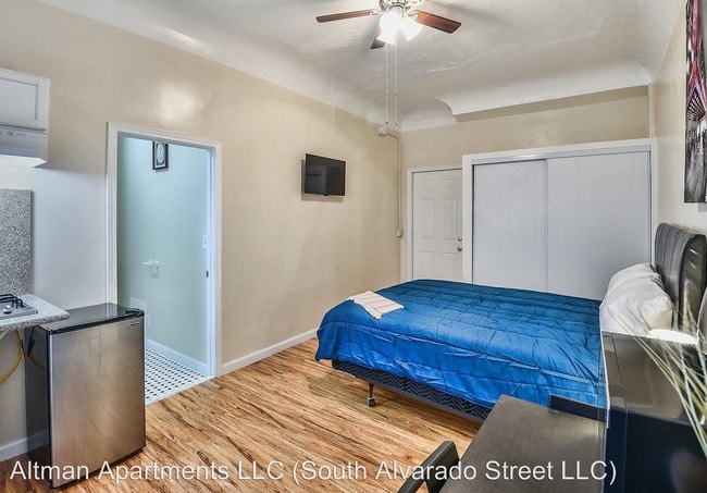 Building Photo - 725 N Alvarado St