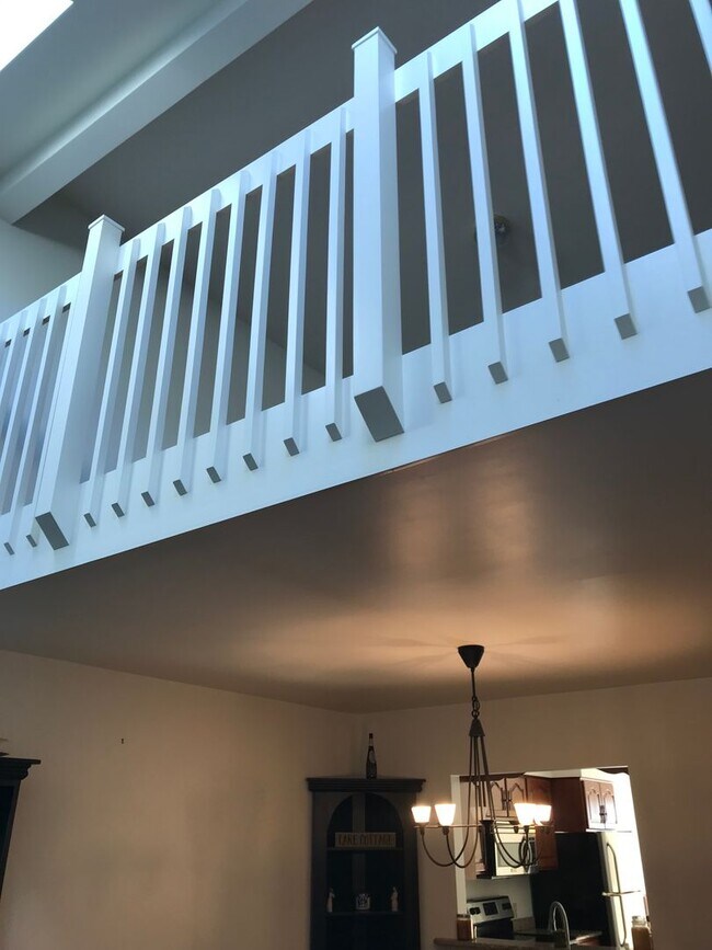 Foto del edificio - 3 bed / 2.5 bath Townhome in Popular Commu...