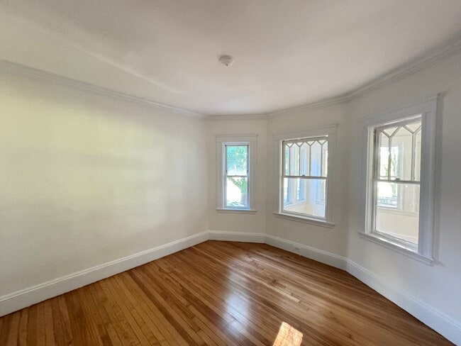 Building Photo - 303 Alewife Brook Pky