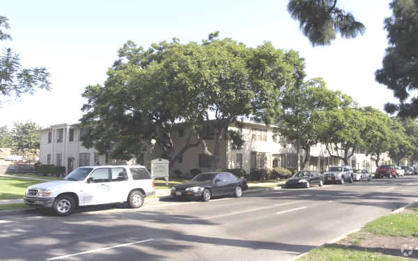 Foto del edificio - Rossmore Apartments