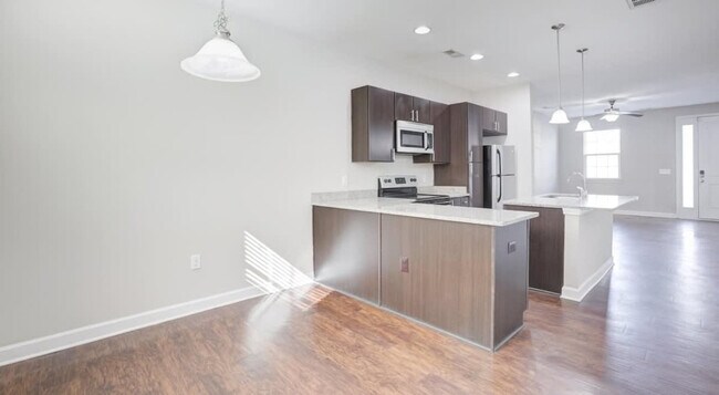 Building Photo - 12830 Delvin Castle Ct