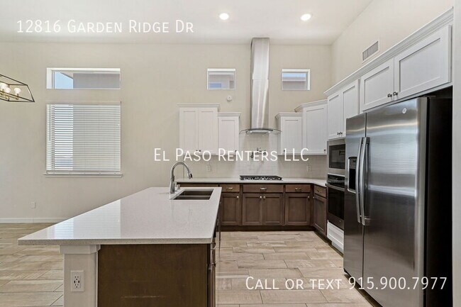 Foto del edificio - 12816 Gdn Rdg Dr