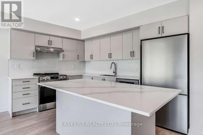 Photo du bâtiment - 152 Springhurst Ave
