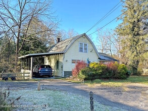 Building Photo - 607 Wittenberg Rd