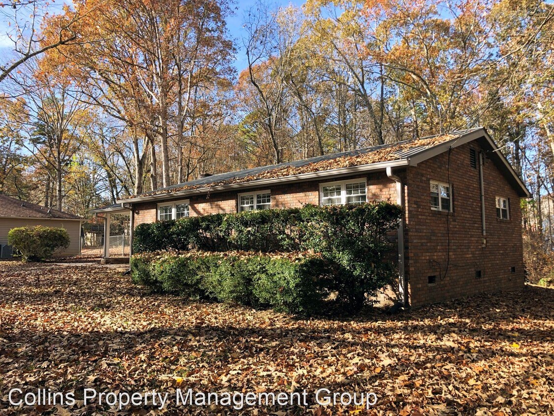 Primary Photo - 3 br, 1 bath House - 27 Turner Drive