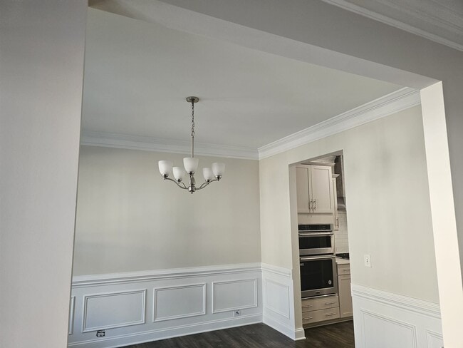 Building Photo - 174 Pelham Glen Wy.