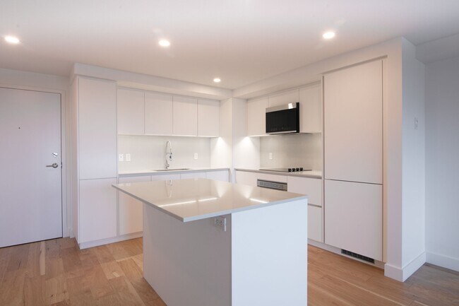 Photo du bâtiment - 3460 Rue Peel