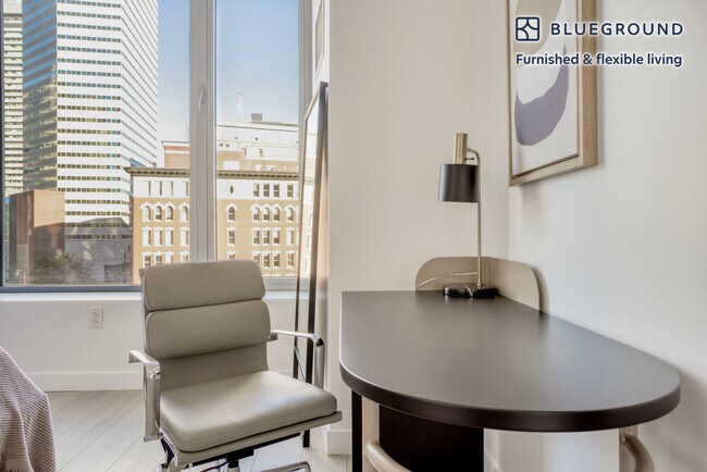 Foto del edificio - 120 Kingston St