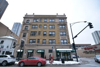 Building Photo - 1023 N Dearborn St