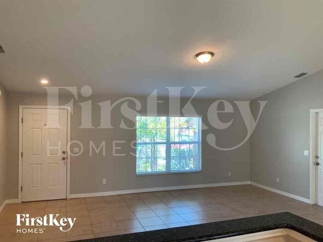 Building Photo - 11093 Sunnydale Ave
