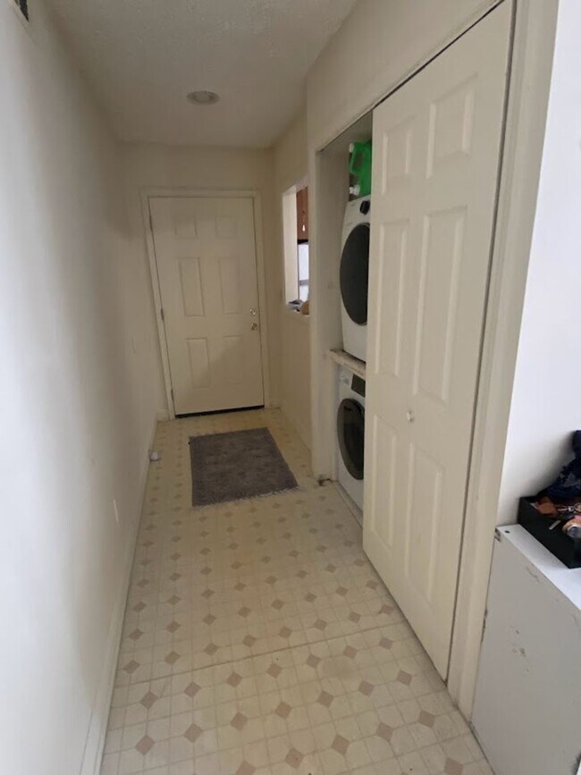 Foto del edificio - Spacious 2 Bedroom Condo Near Downtown Athens & UGA