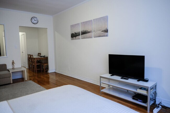 Foto del edificio - 17 67th E St