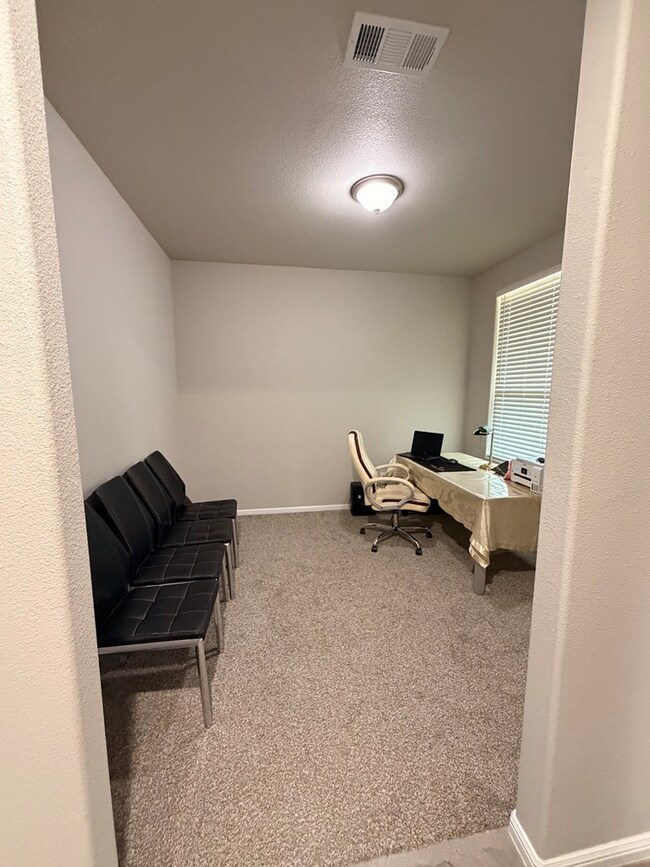 Foto del edificio - 7507 Orion Rd