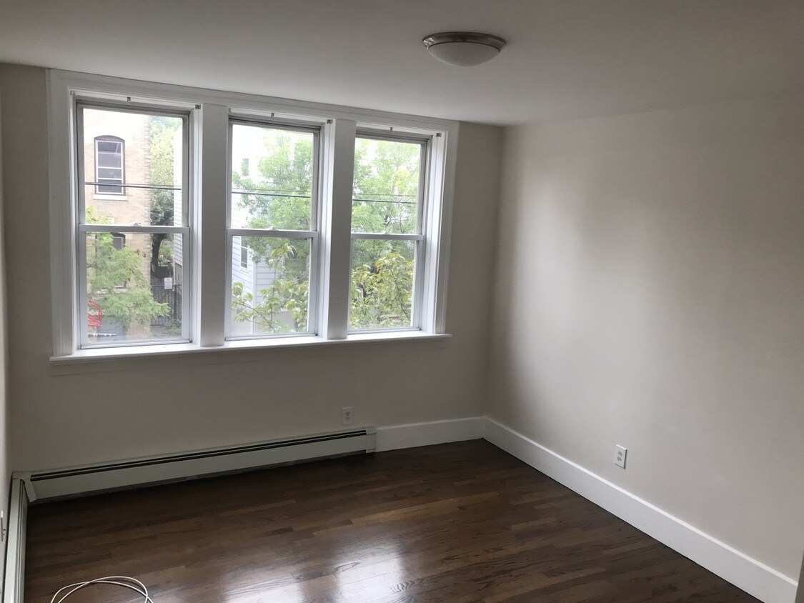 Foto principal - 99 Pine St