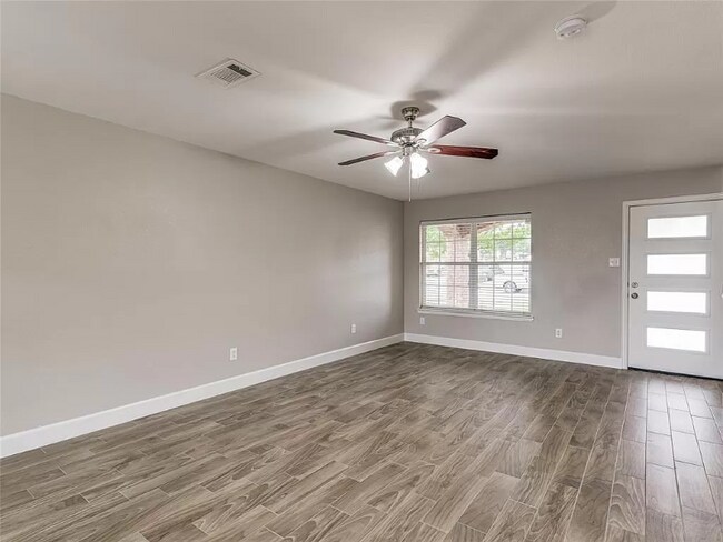 Foto del edificio - 5203 Chippewa Dr