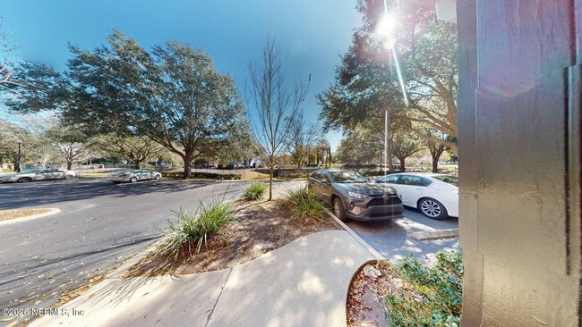 Building Photo - 10075 Gate Pkwy N