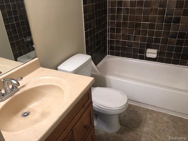 Foto del edificio - 41683 Bedford Dr
