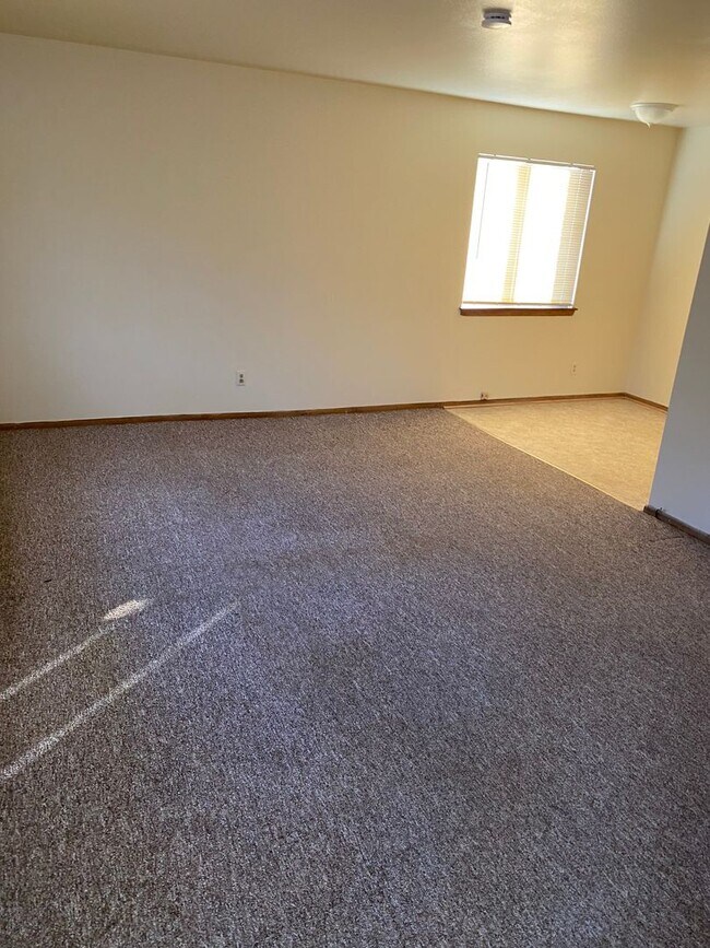 Foto del edificio - 5831 N 91st St