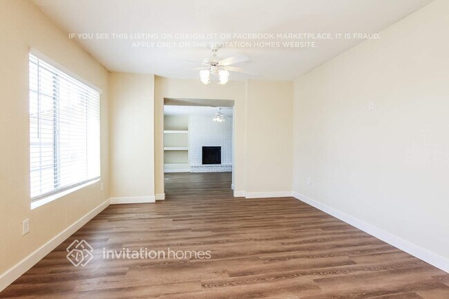 Foto del edificio - 5410 N 64th Dr