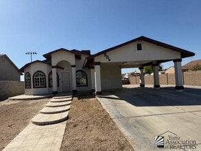 Building Photo - 506 Fuentes Dr
