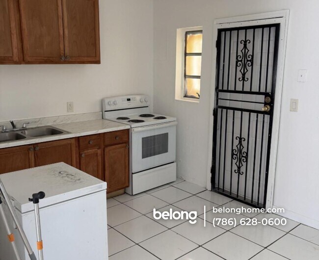 Building Photo - 12520 NW 22nd Ct