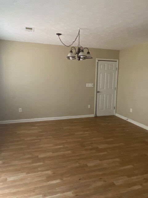Building Photo - 9396 Woodloop Ct