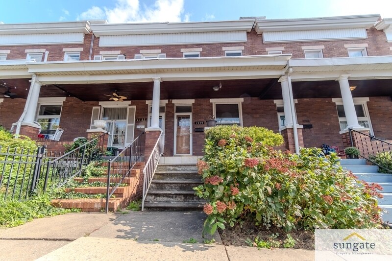 Foto principal - 1359 Weldon Ave