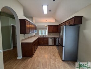 Building Photo - 116 Peregrine Cir