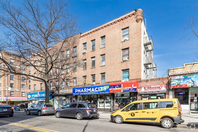 Foto del edificio - The Estates