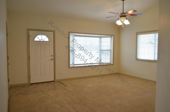 Building Photo - 3 Bedroom House in a quiet community