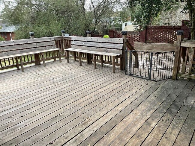 Building Photo - 3211 Maricopa Dr