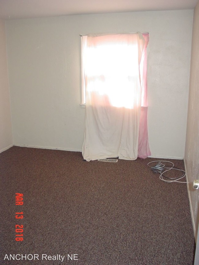 Building Photo - 10001 Bridle Rd