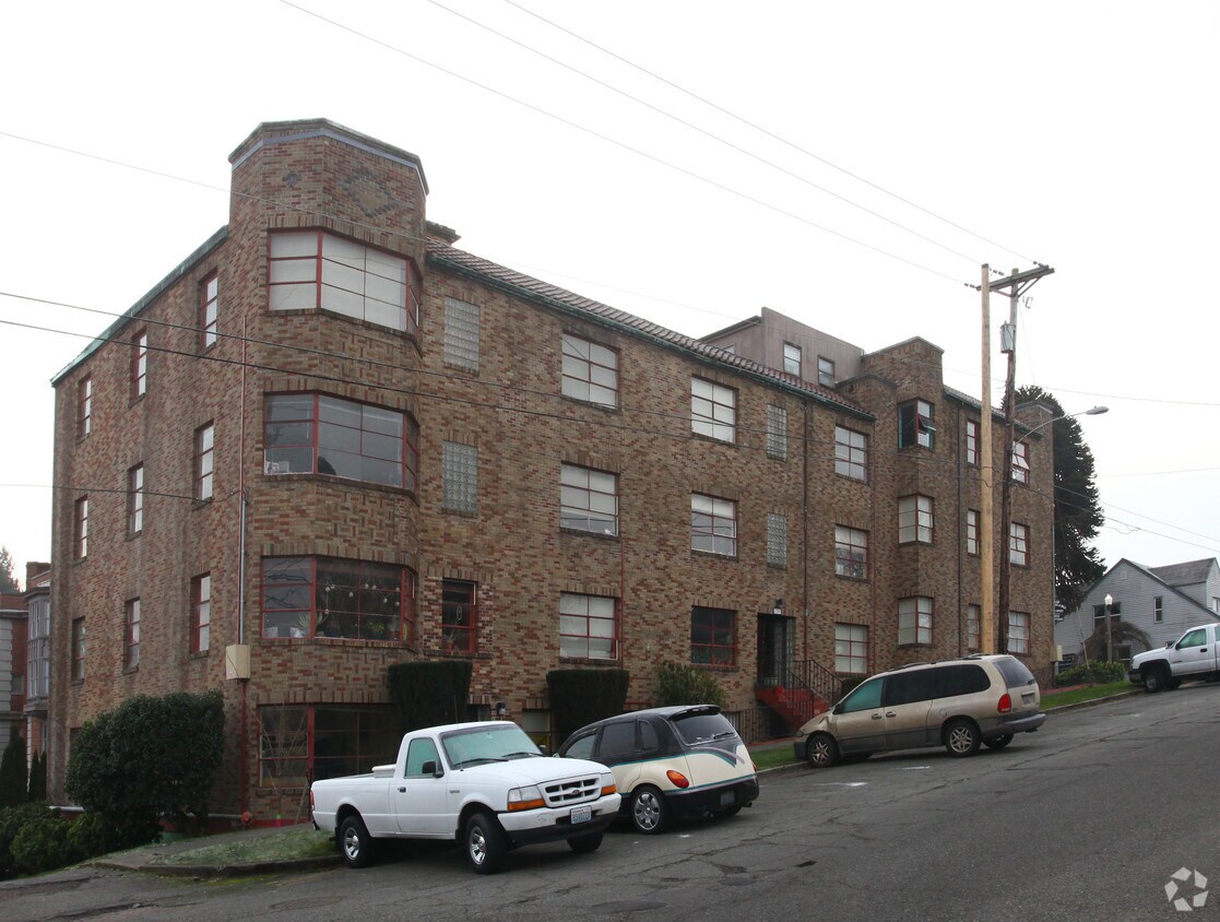 Building Photo - 716-720 N 2nd St