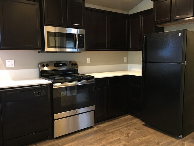 Foto del edificio - 608 N Trinity Way